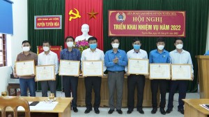 Liên đoàn Lao động huyện Tuyên Hóa triển khai nhiệm vụ năm 2022