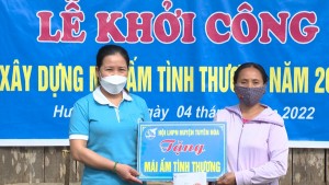 Khởi công xây dựng nhà Mái ấm tình thương cho hội viên phụ nữ có hoàn cảnh khó khăn tại xã Hương Hóa