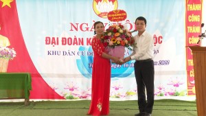 Đồng chí Bí thư Huyện ủy Nguyễn Hoài Nam dự Ngày hội Đại đoàn kết toàn dân tộc tại thôn Đông Tân, xã Tiến Hóa