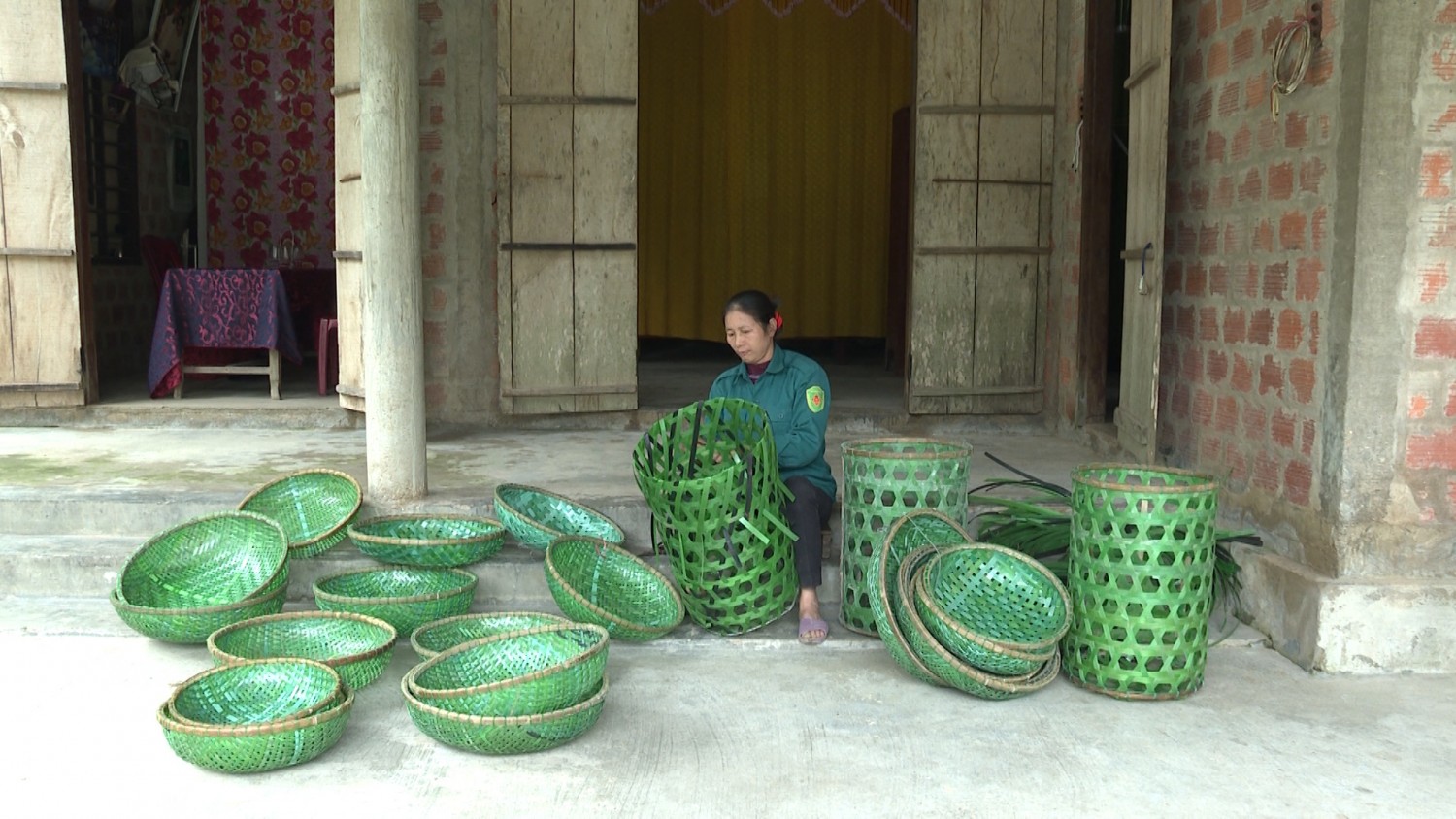 Nâng cao thu nhập từ sản phẩm tái chế thân thiện với môi trường