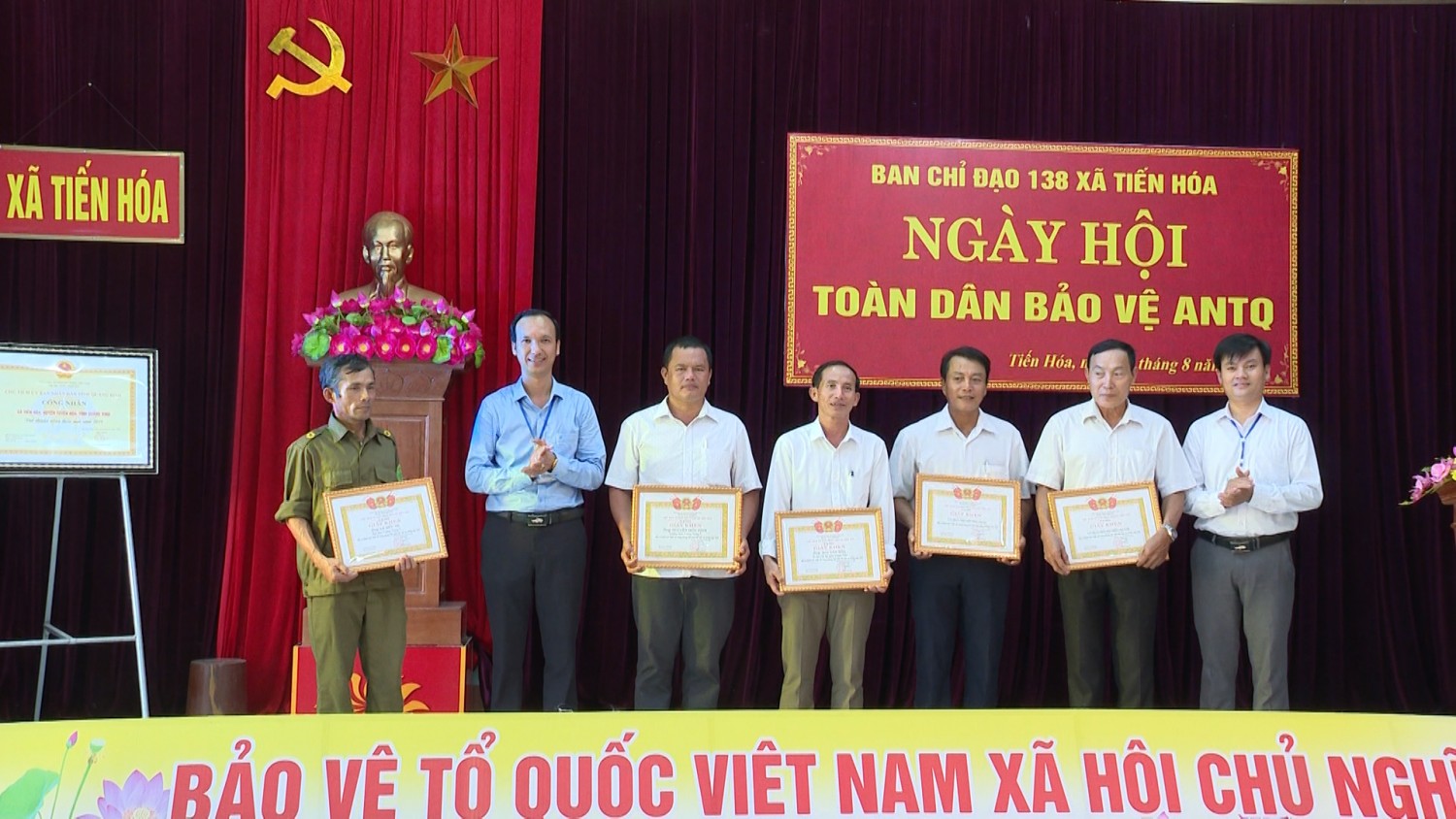 Xã Tiến Hóa tổ chức Ngày hội toàn dân bảo vệ an ninh tổ quốc năm 2022