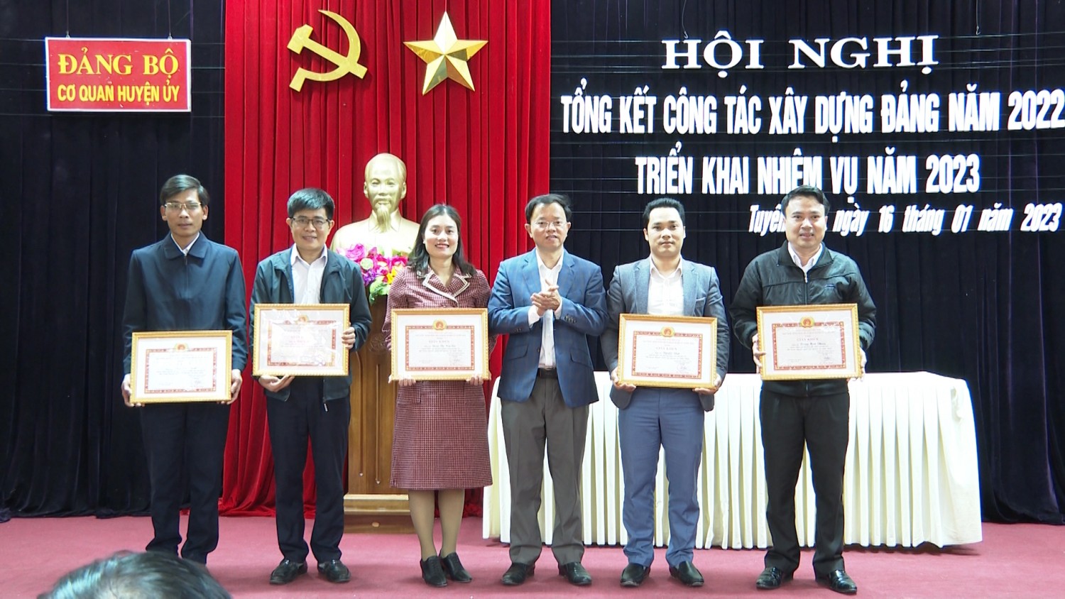 Đảng bộ cơ quan Huyện ủy tổng kết công tác xây dựng Đảng năm 2022, triển khai nhiệm vụ năm 2023