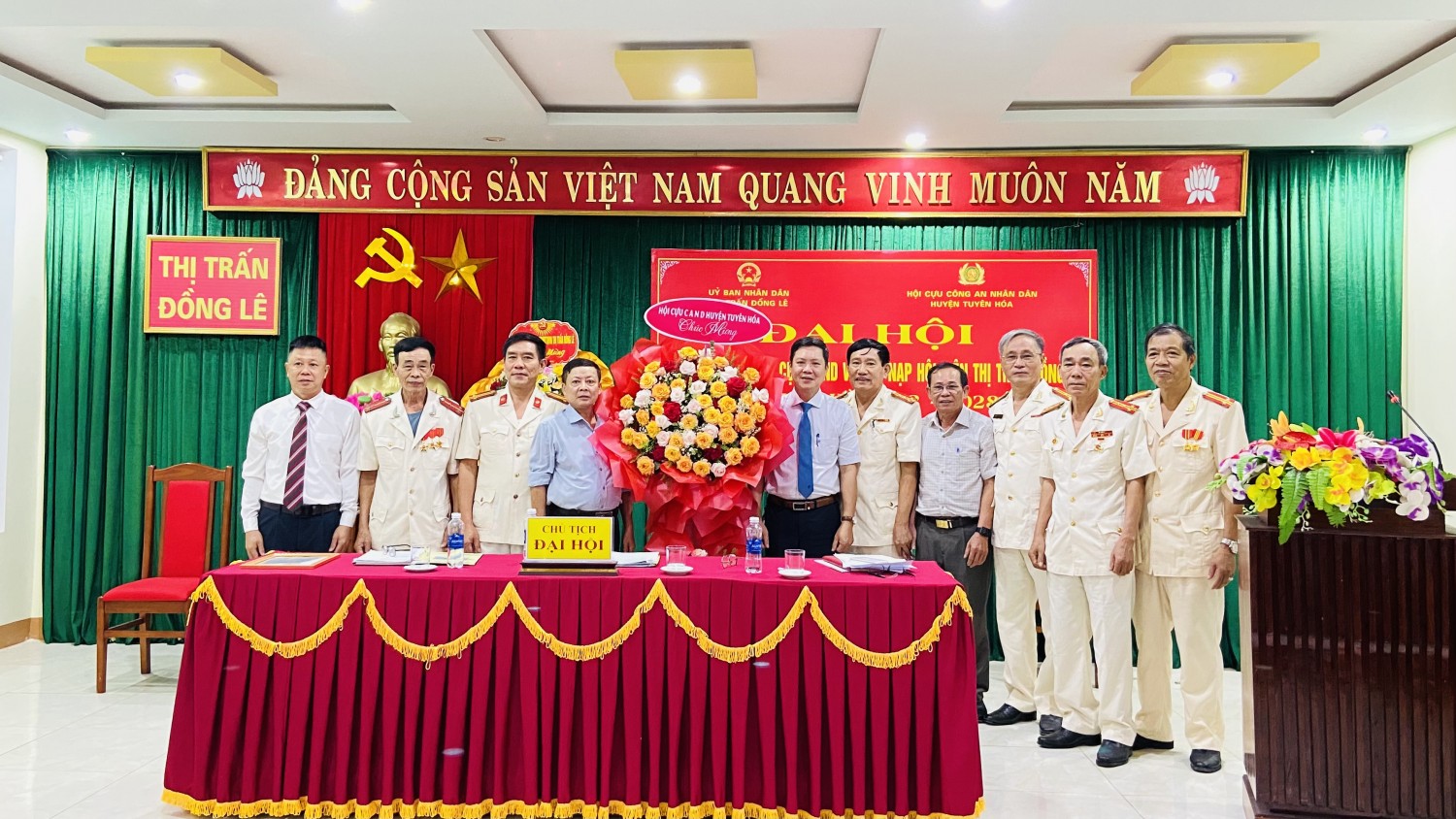 Đại hội thành lập chi hội cựu Công an nhân dân và kết nạp hội viên thị trấn Đồng Lê