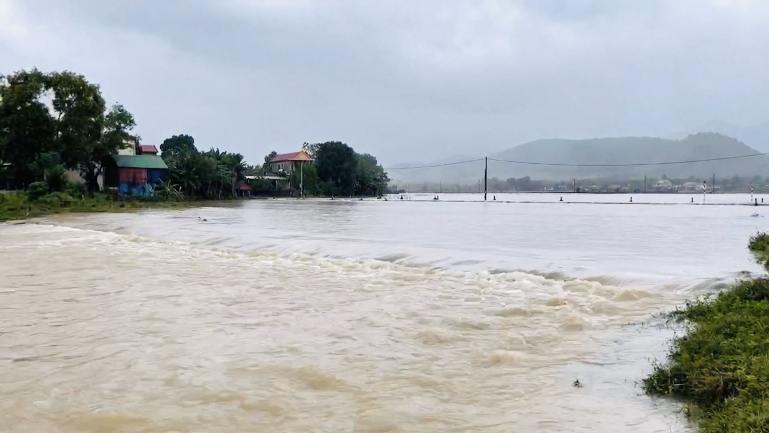 Tuyên Hoá: Chủ động ứng phó trước diễn biến của mưa lũ