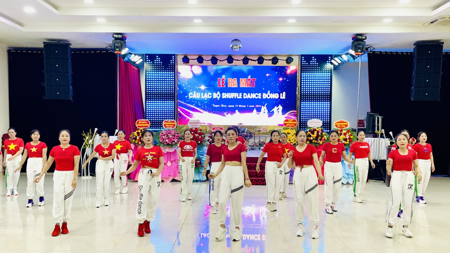 Ra mắt Câu lạc bộ Shuffle Dance Đồng Lê