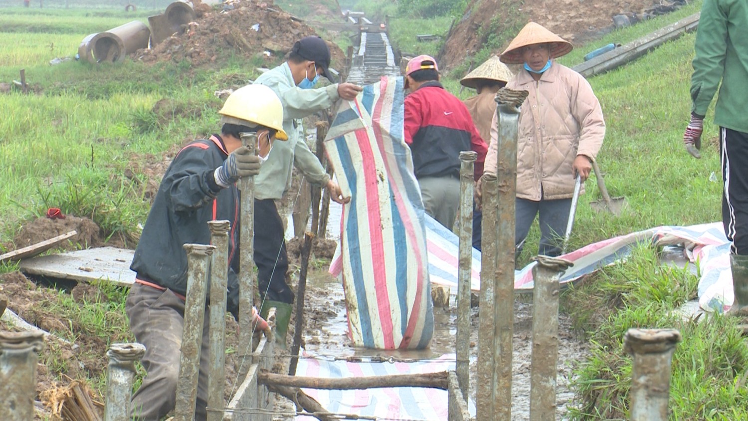 Tuyên Hóa: Tu bổ các công trình thủy lợi sẵn sàng cho vụ sản xuất Đông xuân 2021 - 2022